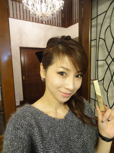 43-летняя нестареющая японская домохозяйка 