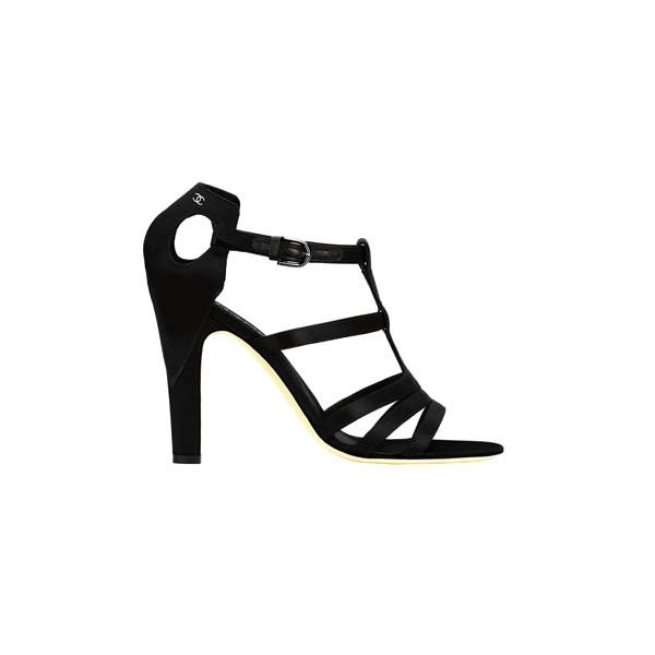 Стильная женская обувь для отпуска от Chanel 17
