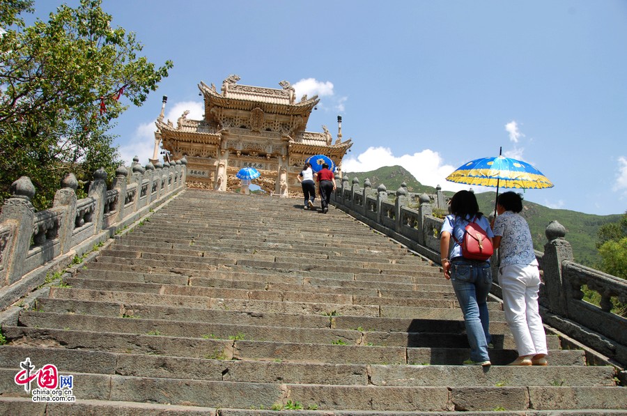 Известные буддийские горы– Утайшань87