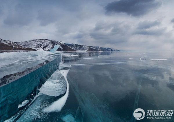 Сказочные ледяные пейзажи Байкала