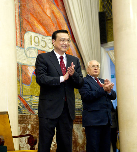 Ли Кэцян подчеркнул, что сейчас китайско-российские отношения переживают лучший период в истории. 