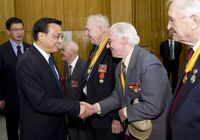 Ли Кэцян встретился с российскими ветеранами Второй мировой войны