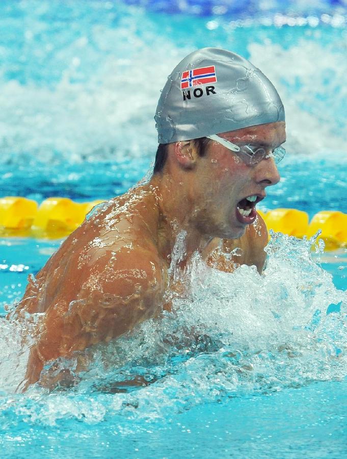 В 2011 году Дале Оен завоевал золото на Чемпионате мира по плаванию в Шанхае на дистанции 100 метров брассом, в Олимпиаде-2008 в Пекине он получил серебро в той же программе.