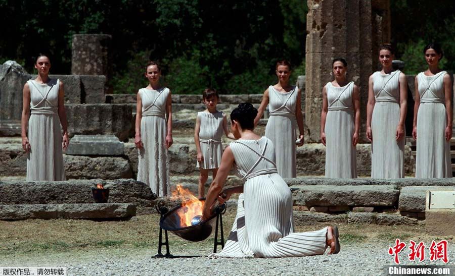 В Древней Олимпии зажгут огонь ХХХ летних Олимпийских игр в Лондоне