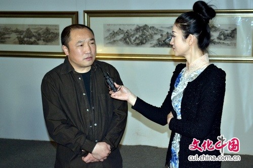 В Академии «Гохуа» в Сунчжуане торжественно открылась художественная выставка2