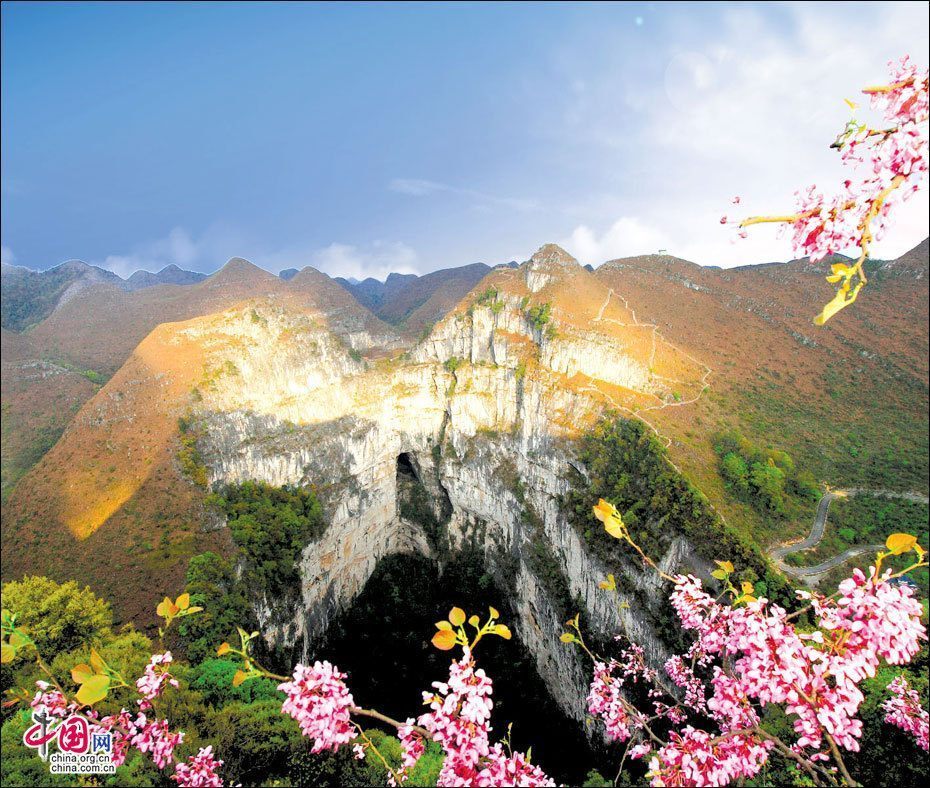 Чудесные геологические феномены – группа трещин в Гуанси-Чжунском автономном районе