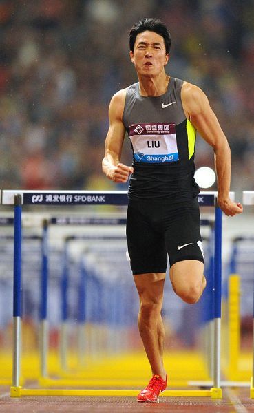 Лю Сян выиграл забег на 110 метров с барьерами на шанхайском этапе 'Бриллиантовой лиги'2