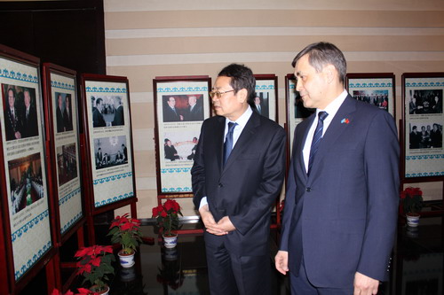 25 мая в Пекине состоялся прием, посвященный 20-й годовщине со дня установления дипотношений между КНР и Казахстаном.
