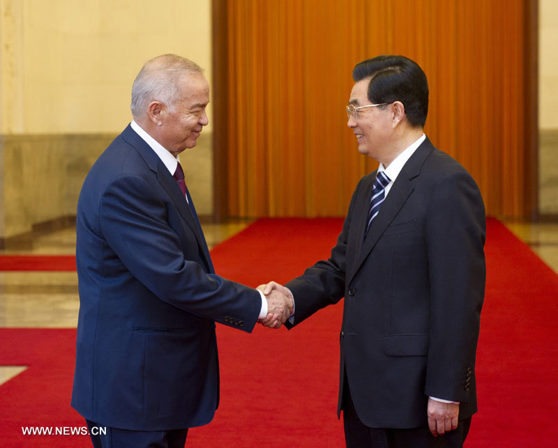 6 июня в Доме народных собраний в Пекине состоялись переговоры председателя КНР Ху Цзиньтао и президента Узбекистана Ислама Каримова.