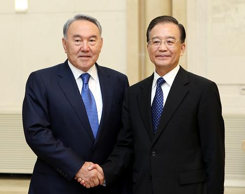 6 июня Премьер Госсовета КНР Вэнь Цзябао в Доме народных собраний встретился с президентом Казахстана Нурсултаном Назарбаевым.