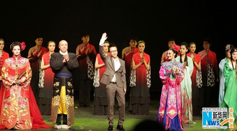 Концерт Ли Юйгана «Цветы в зеркале, луна в воде» прошел в Сучжоу6