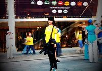 Китайская студентка прилетела на ЧЕ по футболу ради кумира