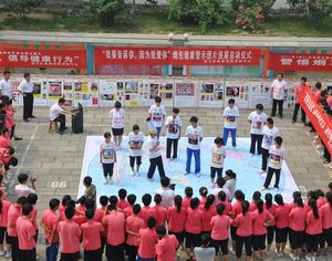 Цзычуань провинции Шаньдун: Миниатюрная эстрадная пьеса распространяет концепцию важности запрета курения