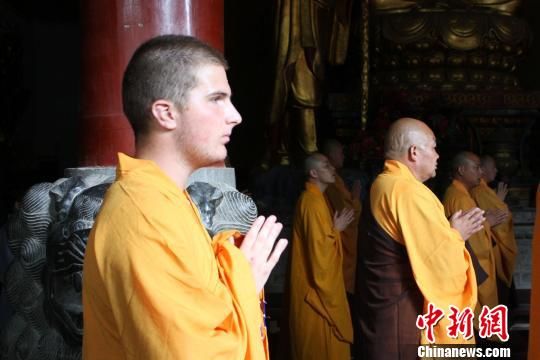 «Иностранные монахи» - в древнем монастыре Шаолинь 2