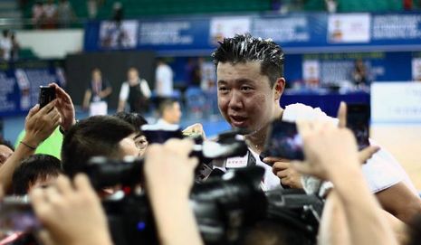 (Олимпиада-2012) Китайский баскетболист в «поле» отпраздновал 35 лет
