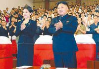 Лидер КНДР пришел на концерт в Пхеньяне в компании незнакомки 
