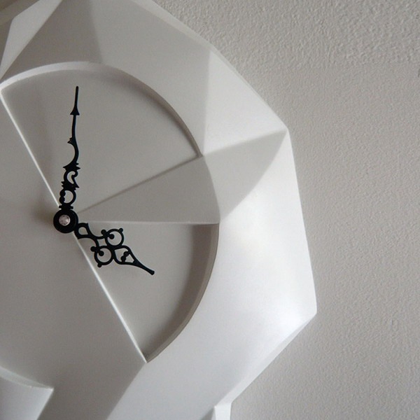 Оригинальные настенные часы «CuCoo» от Stefan Hepner