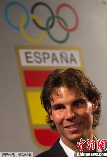 Испанский теннисист Р. Надаль объявил, что не сможет принять участие в Олимпиаде из-за травмы колена