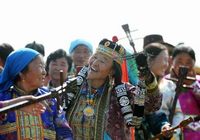 Фестиваль 'Наадам' в монгольском автономном уезде Хобоксар