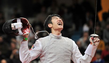 /Олимпиада-2012/ Китаец Лэй Шэн завоевал 'золото' Олимпиады в Лондоне в индивидуальном турнире рапиристов