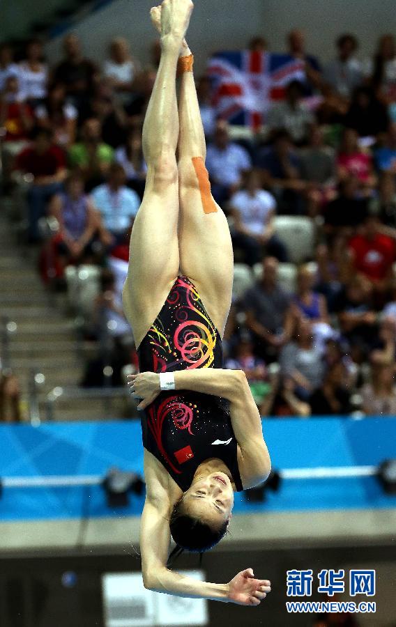 Китаянка У Минься завоевала золотую медаль на лондонской Олимпиаде в прыжках в воду с 3- метрового трамплина. 