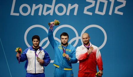 Украинец Алексей Торохтий победил в соревнованиях по тяжелой атлетике в весовой категории до 105 кг на Олимпиаде в Лондоне