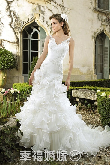 Изящная красота! Свадебные платья от бренда «Divina Sposa» на 2012 г.1