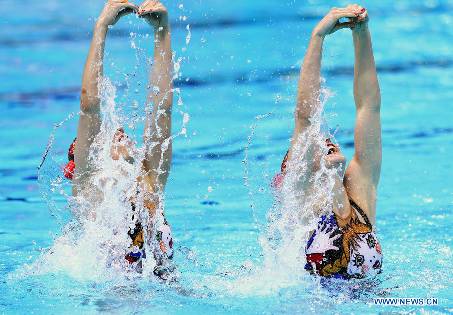 7 августа в финале соревнований дуэтов по синхронному плаванию на Олимпиаде в Лондоне россиянки Н. Ищенко/С. Ромашина завоевали золотую медаль с результатом 197,100 балла.
