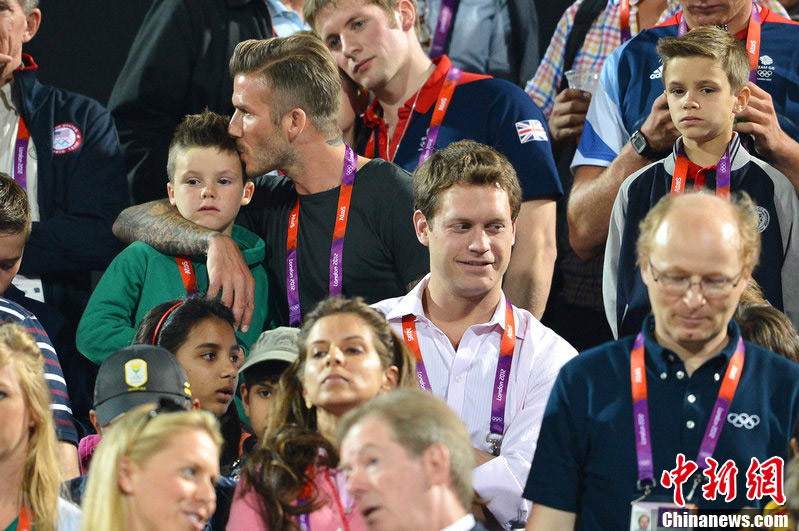 Фото: Дэвид Бекхэм и его сыновья на олимпиаде-2012