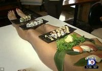 Голое тело - тарелка для суши!