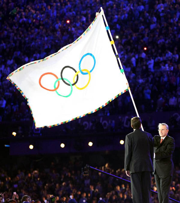 Президент Международного олимпийского комитета Жак Роге в воскресенье глубоким вечером объявил Игры лондонской Олимпиады закрытыми. 