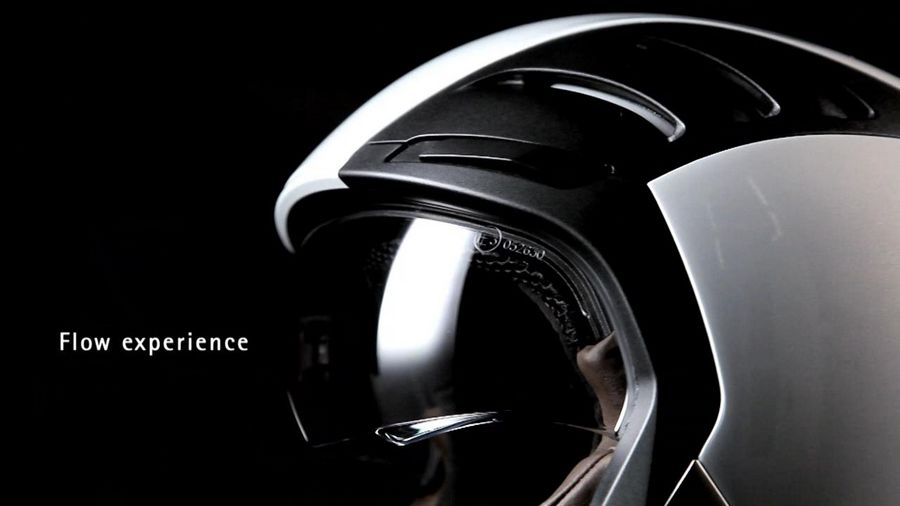 Лучший дизайн Red Dot Award 2012 – шлем BMW AirFlow 2