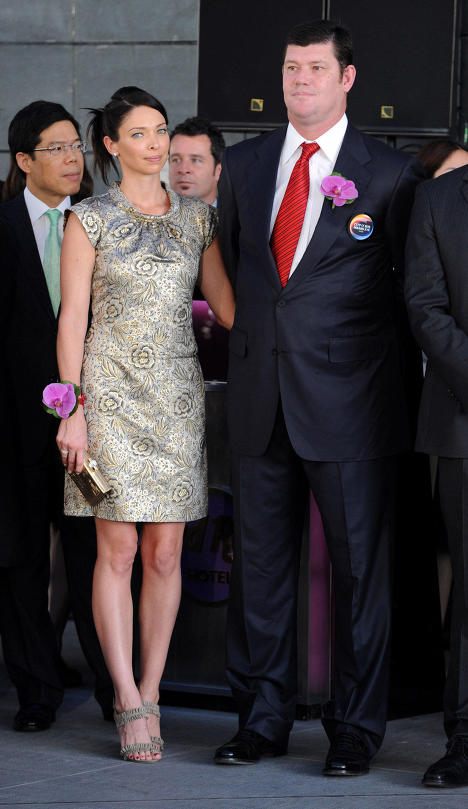 Жены и подруги богатейших мужчин мира