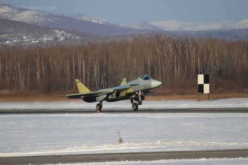 Альбом о летных испытаний третьего истребителя «T-50» России, оборудованного системой «ПАК ФА»