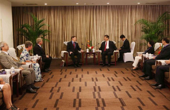 Заместитель председателя КНР Си Цзиньпин помог Роберту Уильямсу поднять очки 7