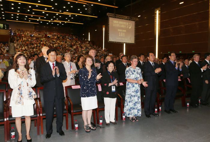 Заместитель председателя КНР Си Цзиньпин помог Роберту Уильямсу поднять очки 9