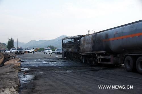 До 36 возросло количество жертв ДТП в Северо-Западном Китае 