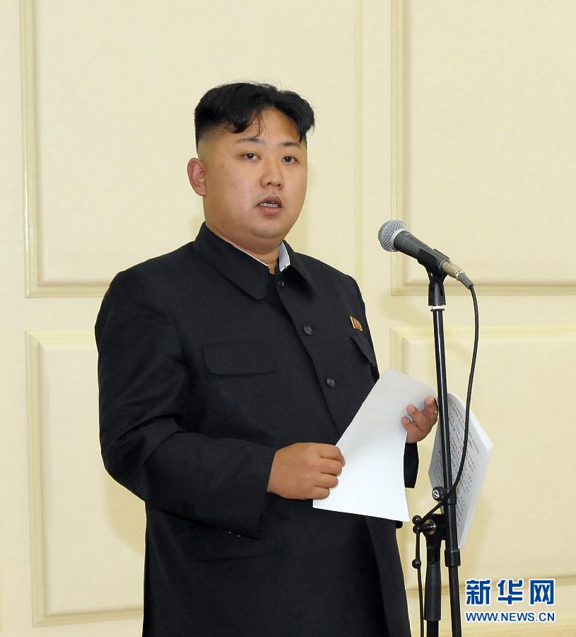 Лидер КНДР Ким Чен Ын в субботу отметил, что он одобрил оперативный план, разработанный в ответ на американо-южнокорейские военные учения.