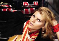 Белорусская топ-модель Марина Линчук в журнале «Vogue» испанской версии