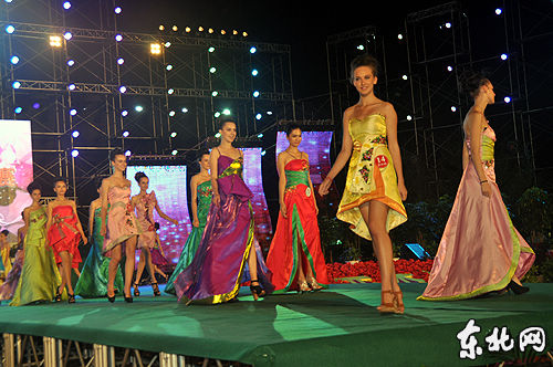 Конкурс «Мисс Северо-Восточная Азия» состоялся в Суйфэньхэ