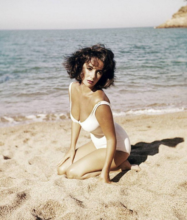 Самые классические фотографии «Девушки в бикини»18