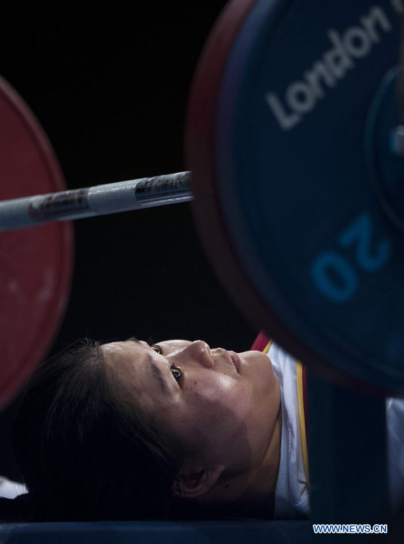 2 сентября в финале по женской тяжелой атлетике в категории до 60 килограммов китайская спортсменка Паралимпиады в Лондоне Ян Янь стала серебряной призеркой, подняв 125 килограммов. 