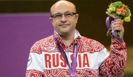 Стрельба - российский спортсмен Валерий Пономаренко стал бронзовым призером лондонской Паралимпиады в стрельбе из пистолета с 25 м в смешанной категории P3-SH1