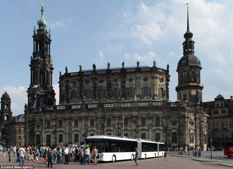 Самый длинный в мире автобус произведен в Германии: Пекин и Шанхай уже сделали заказы