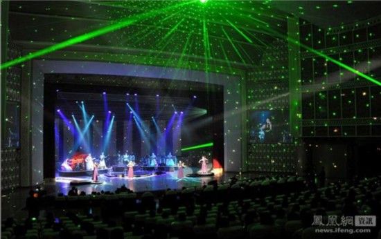 Ким Чен Ын организовал северокорейскую группу «Girls' Generation» 6