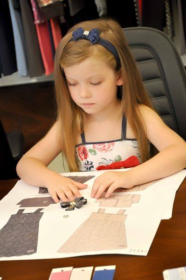5-летняя племянница супермодели Жизель Бундхен стала дизайнером 