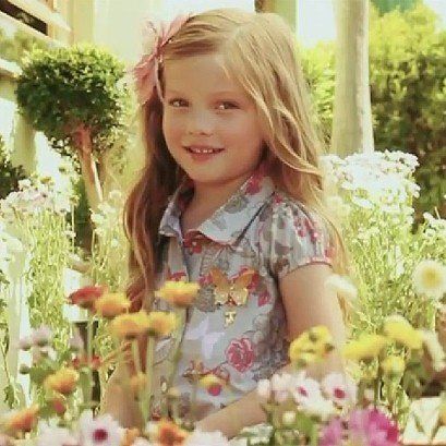 5-летняя племянница супермодели Жизель Бундхен стала дизайнером 