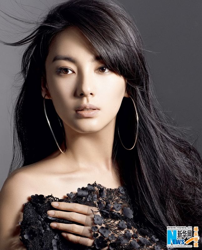 Стильная красотка Чжан Юйци на обложке журнала4