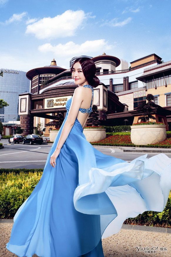 Изящная красотка Цинь Лань на обложке модного журнала
