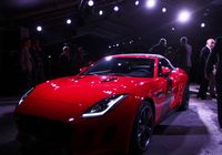 В Париже состоялась презентация обновленного спорткара Jaguar F-Type